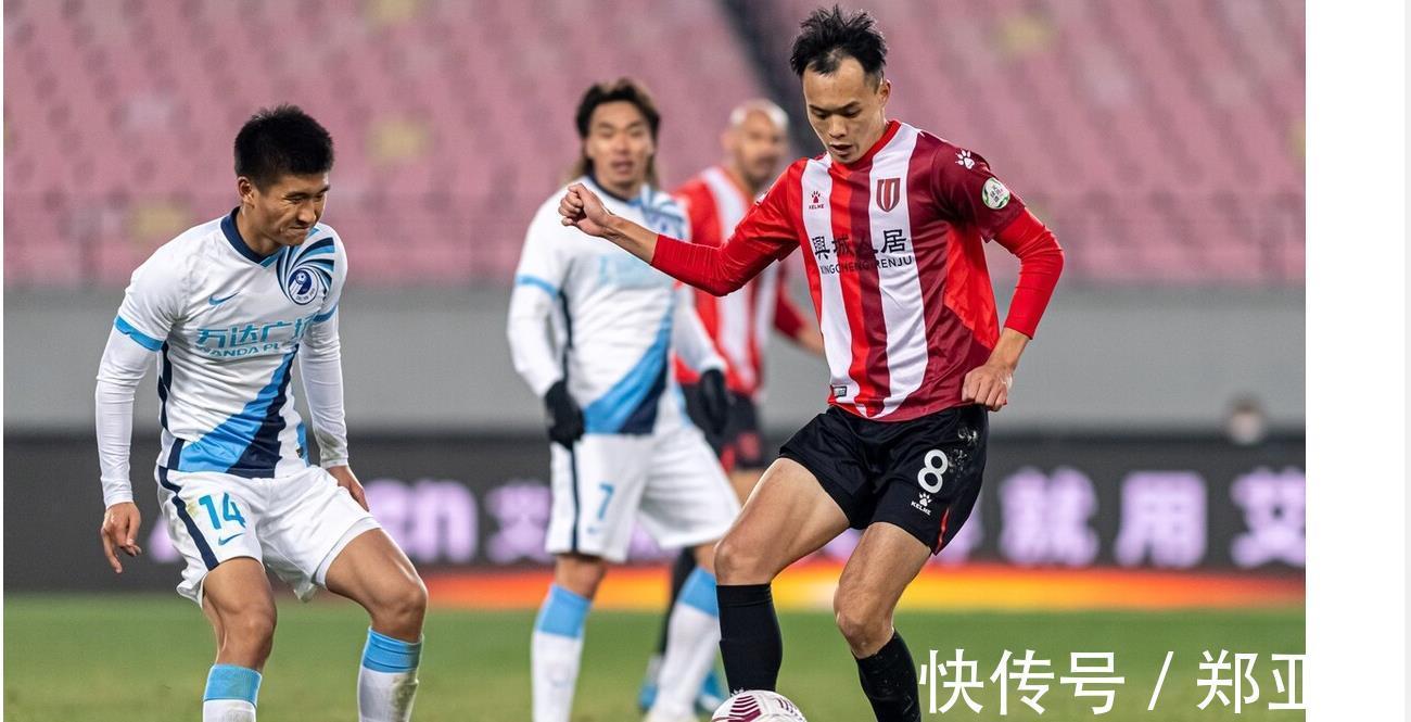 蓉城|1-1，附加赛冷门！中超昔日霸主10打11遭绝平，成都蓉城要冲超了