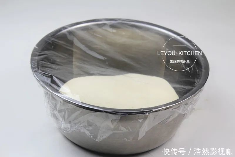 比肉|纯素馅大包子,鲜嫩多汁,比肉的还香,一次多蒸点,早餐也有了