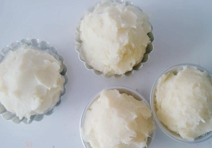 红薯别只知道蒸，几分钟做个甜品，比蛋糕还好吃，谁都能做