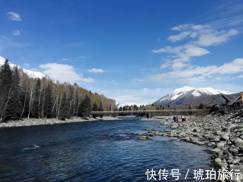 自由行|【穿越天山独库公路】-新疆-（13天）自由行、穿越独库公路，乌鲁木齐往返。