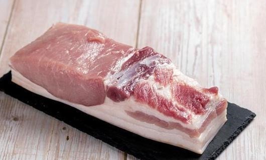 猪肉别拿清水洗,比不洗还脏,教你此种做法,洗得干净又彻底