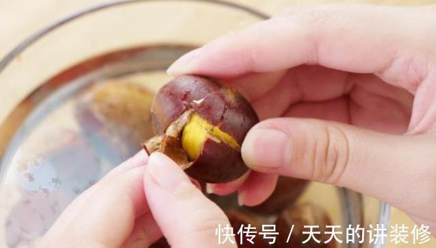 技巧|板栗壳太难剥？掌握一个技巧，好剥不费力，板栗完整不碎，很实用