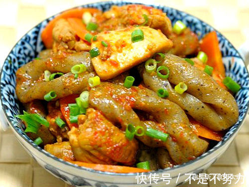 家常菜如此吃很鲜很香，营养健康还解馋，做法超简单！