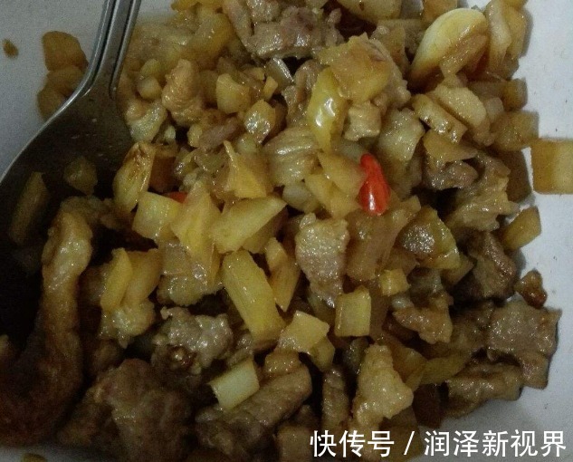 食物|在孕期内，孕妈别贪吃4种食物，容易导致胀气，会损害宝宝发育