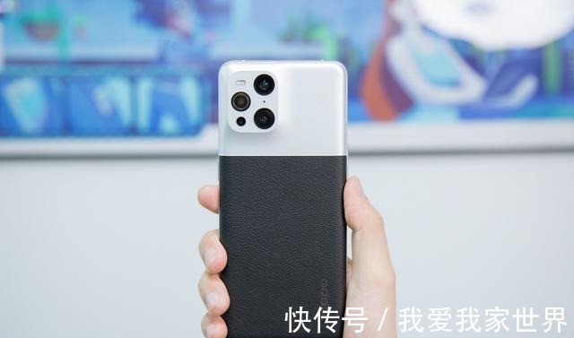 oppo|当下最火旗舰颜值大对比，当远峰蓝遇上复古设计，哪款更深得你心！