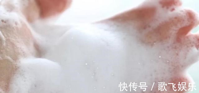 小秘诀 女明星为了“冻龄”有多拼少女美肌离不开6个护肤小秘诀!