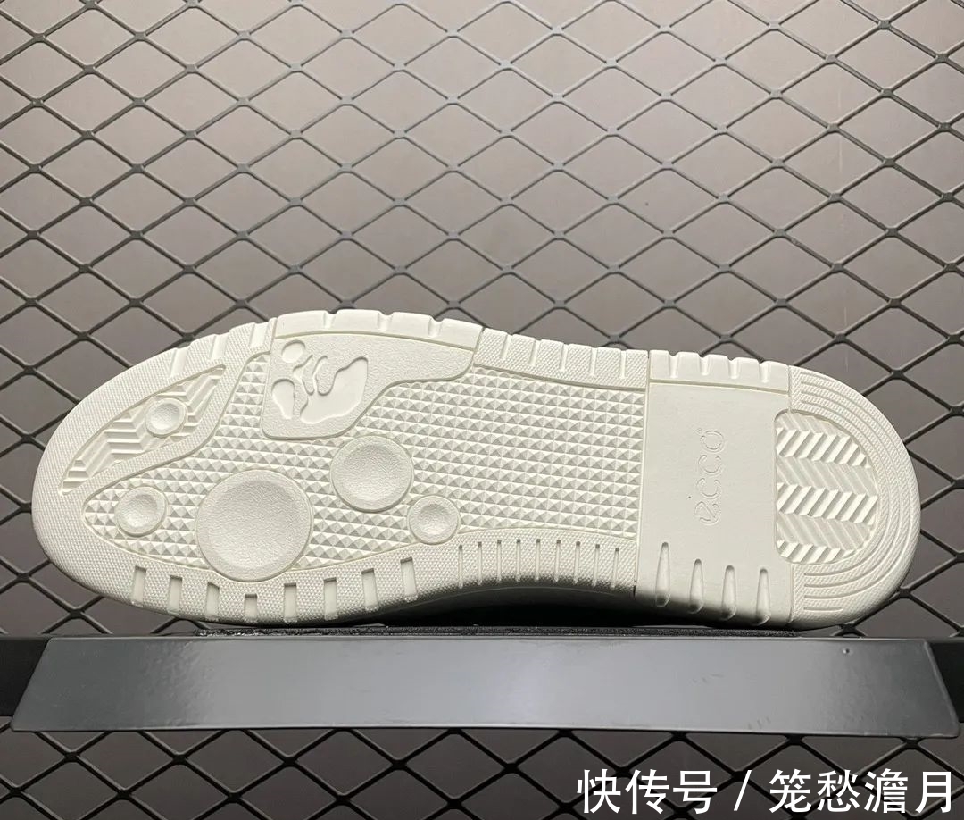 系列 ECCO爱步柔酷系列,不止于舒适,增添更多前卫与创新?
