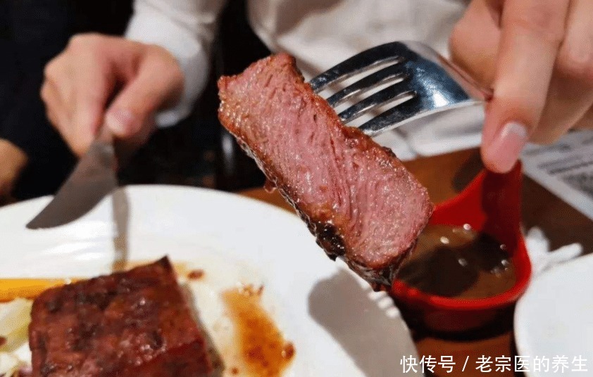  主食|同样是吃牛排，为什么我们还得吃主食而欧美人吃一块就饱了