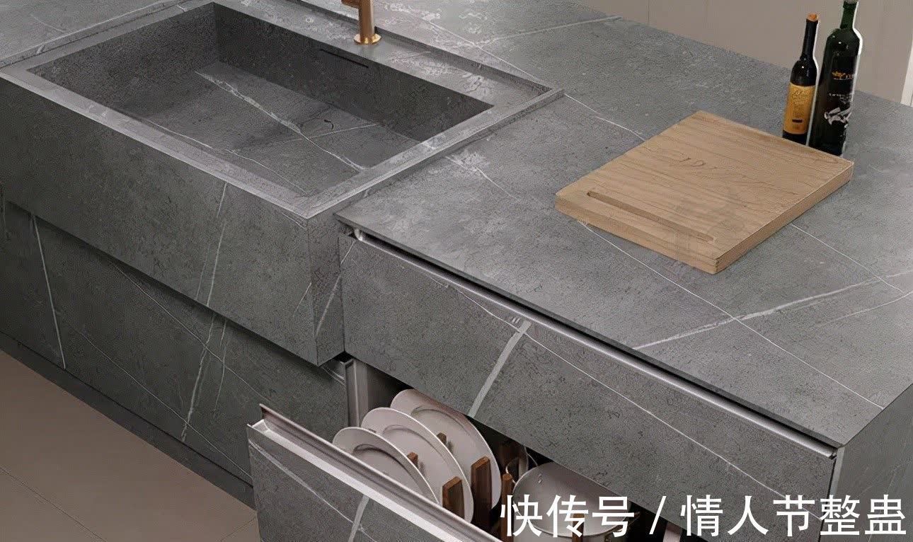 划痕|有3种厨房台面既耐脏又好看,把优缺点弄清楚,就知道怎么选了!