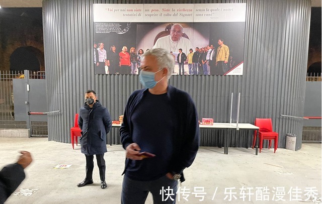 穆里尼奥|穆帅跨年夜不忘做慈善!穆帅看望球员!莫拉蒂再谈穆帅!