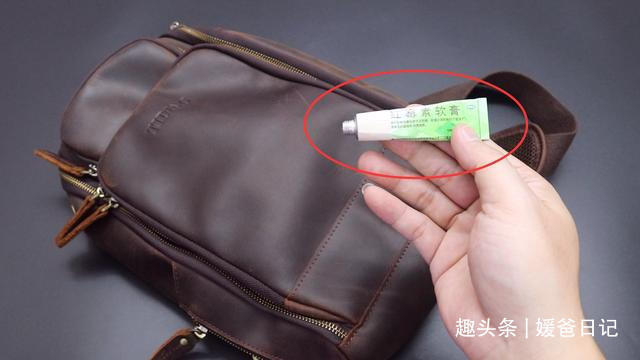 黄凡士林|红霉素软膏的5个作用，简单实用，回家找找有没有，试试