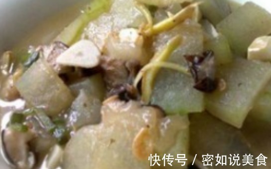 冬瓜还在清炖饭店大厨教你新做法,不仅味鲜美,口感也爽脆可口