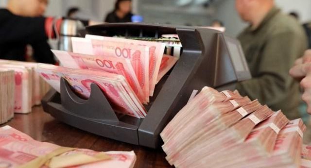 房贷利率|90万房贷,30年要付多少利息?银行经理:别再傻傻的“白送钱”了