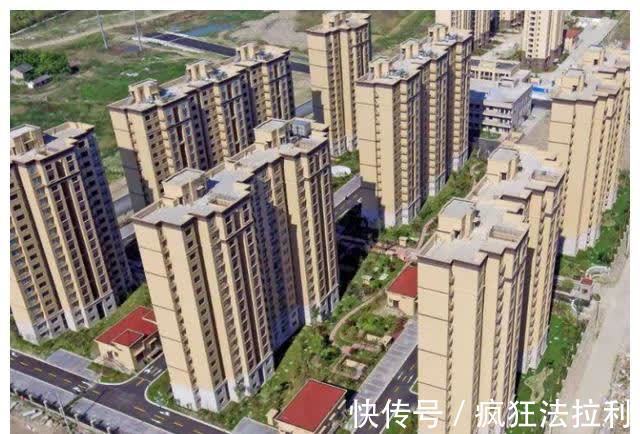 住户|没买过房的人,基本都不会注意到,大型社区和小型社区的区别