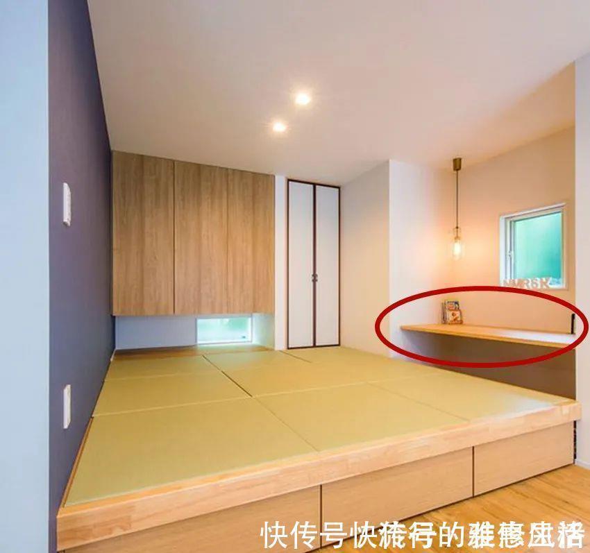 小户型|头次见榻榻米还能这么装，拐角掏空装悬空书桌，当床又当椅子！