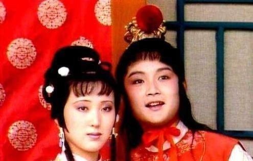 身世!红楼梦中,林黛玉和贾宝玉爱情的悲剧根源,是林黛玉的身世!