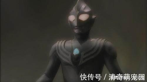 奥特曼|谜题已经解开了，另外的两个石像也是迪迦奥特曼