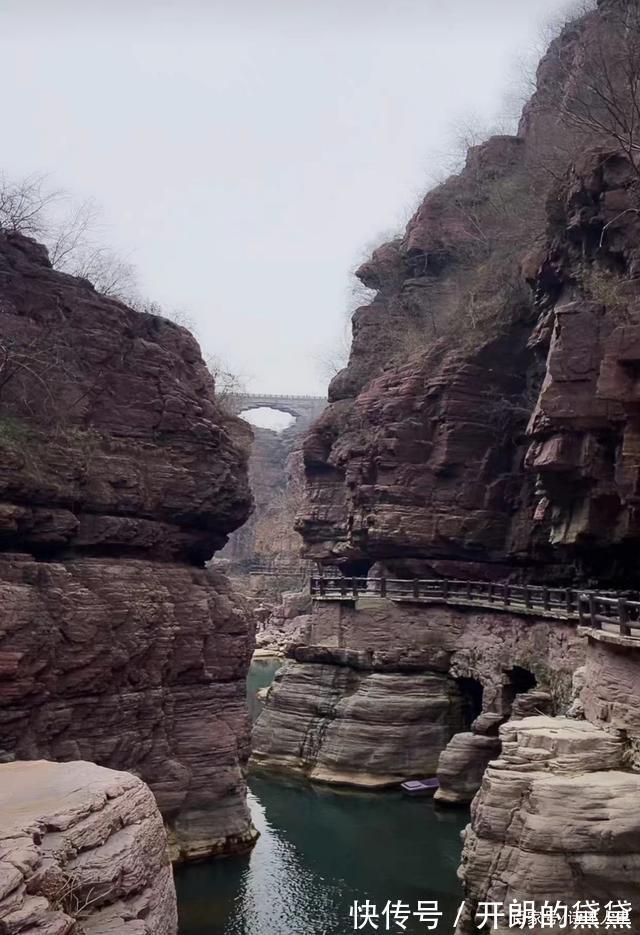 冬游!情景小诗《冬游云台山红石峡》