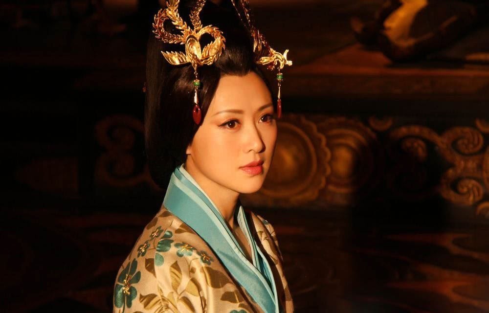 钩戈夫人|“子贵母亡”封建伦理下的怪象