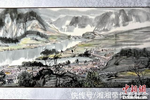 中国画！四川叙永画家历时两年创作60米国画长卷推介家乡