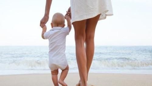 妈妈|宝宝发育标准时间一览表,快来对照一下自己的宝宝的是否达标