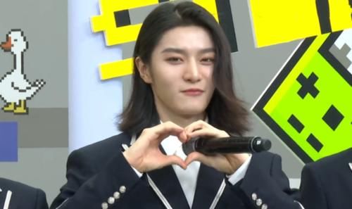 《创造营4》花絮，韩美娟摘掉假发不敢认，刘宇“爱豆脸”抢镜