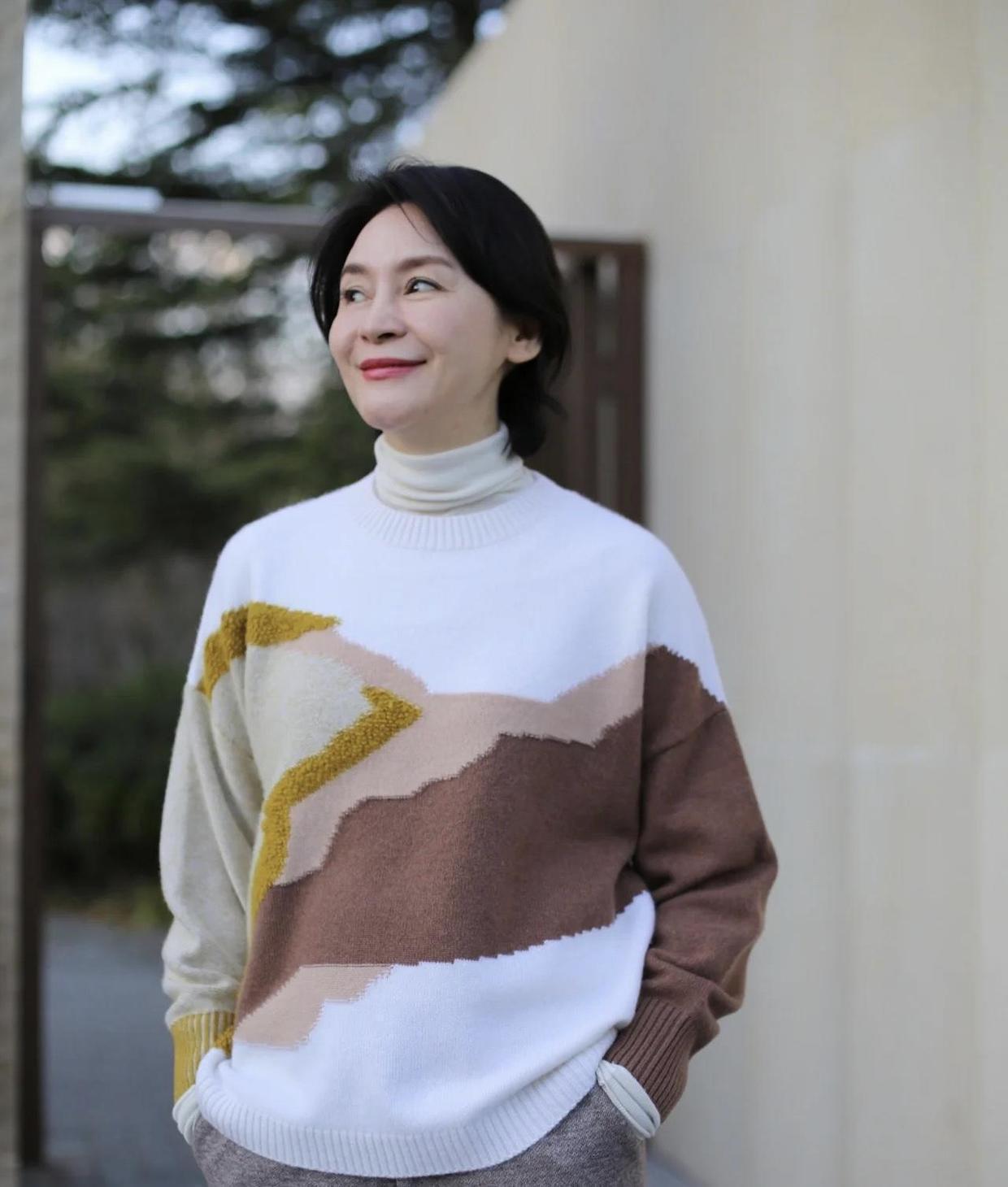 打扮 这些才是40+女性该有的打扮,简约舒适不老气,气质优雅又高级