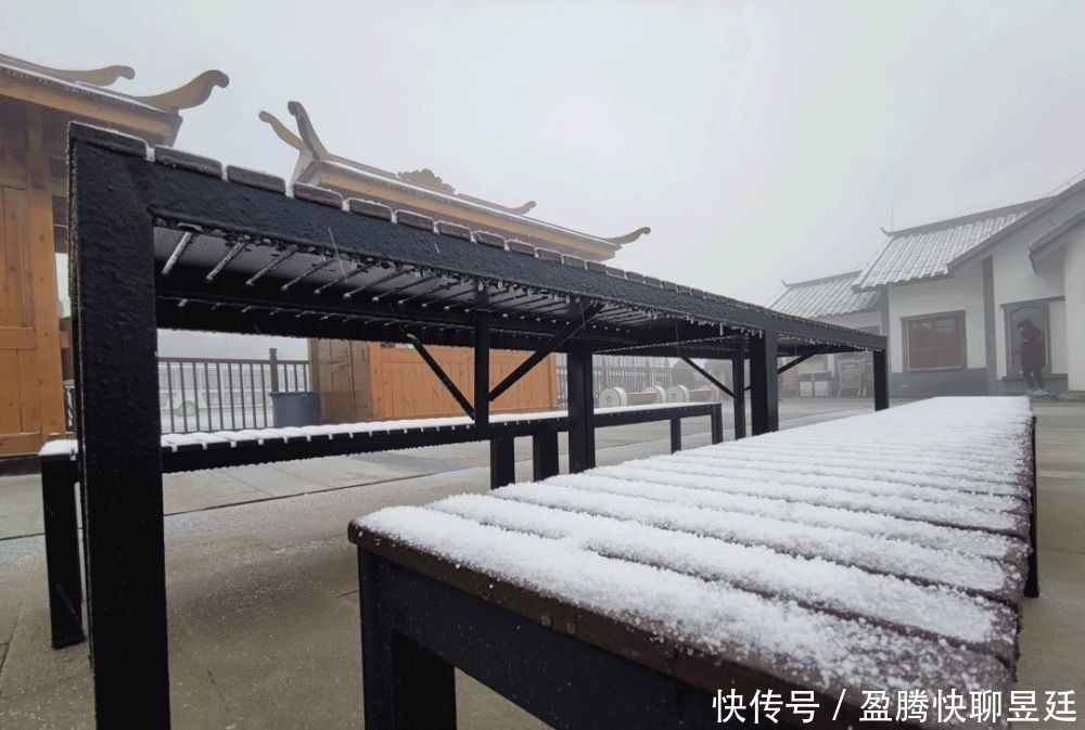 梦回|登状元楼看漫天飞雪，奇幻世界带您梦回巴国｜曹操带你耍安逸