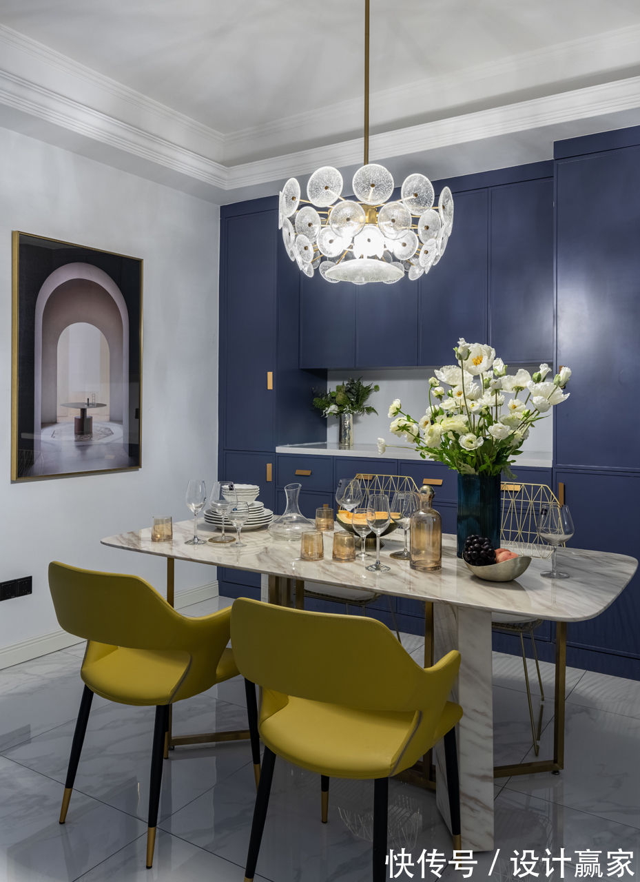 自由地带|200㎡法式叠拼,庄重浪漫有格调,叫人爱得不行