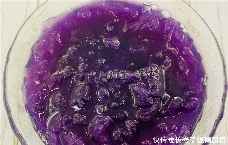 天然“防晒霜”终被找到,女生隔三差五吃一次,养颜嫩肤显年轻