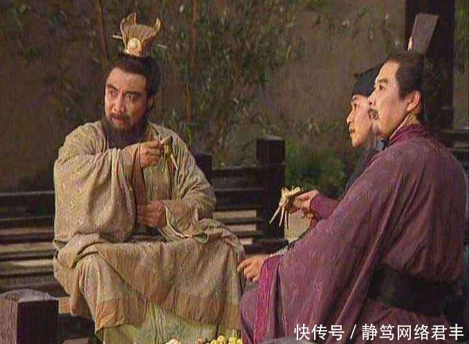 竟然|曹操快被军费逼疯时,盗取了一座墓葬,竟然养活了军队三年