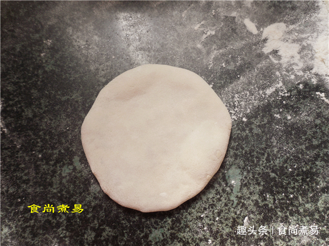 此款馅饼超简单,不用酵母,不用烫面,香软有嚼劲,百吃不腻