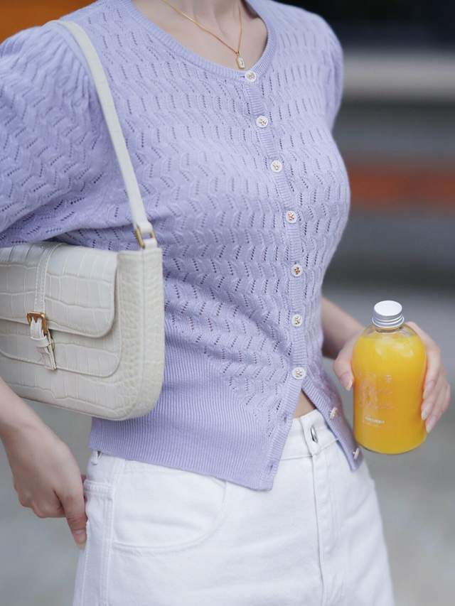 女孩子|秋季,针织衫配半身裙高级洋气,让你可咸可甜,秒变初恋女友模样