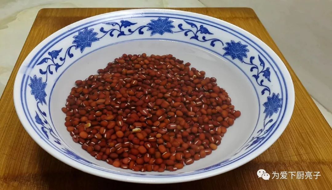 红豆|我家大米从不蒸米饭,加2个鸡蛋,不用烤不用蒸,出锅孩子抢着吃