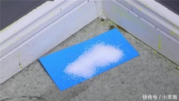 抓紧在卫生间里撒把食盐,不是迷信,有钱人都在做,学会全家受益