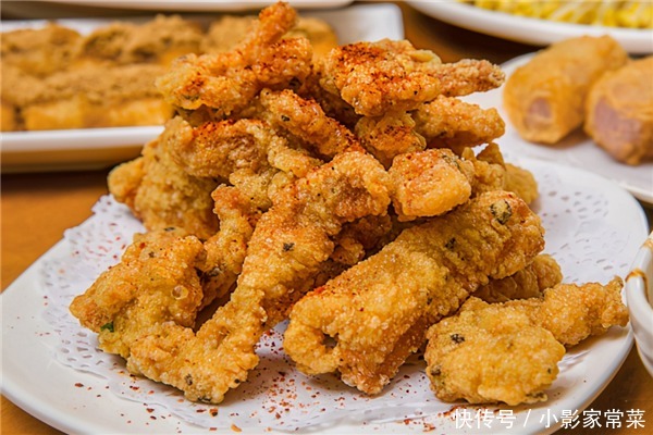 炸酥肉,怎么控制面粉的比例?炸出来的酥肉更好吃不回软