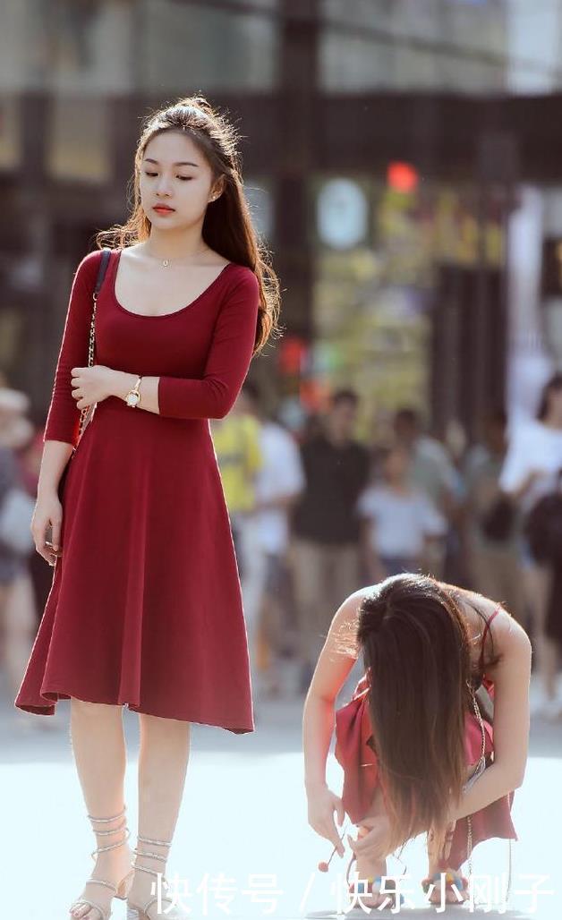 父母|白白净净的微胖女孩!父母喜欢的类型,说这样的女孩非常有旺夫相