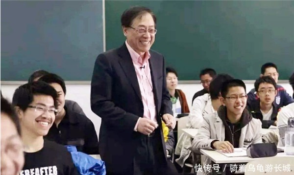 世界顶级科学家姚期智:71岁放弃美籍,如今已回国培养顶尖人才