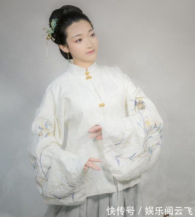 曹雪芹$这个女人才是林黛玉的原型,连曹雪芹都得叫她姑奶奶