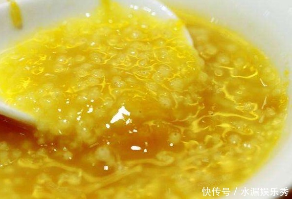把小米|煮小米粥时,直接下锅就“错了”,多加两步,粥又稠又香
