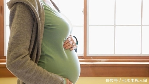 葛优|孕妇不正当的坐姿会伤害宝宝,这几点错误的姿势,准妈妈要注意了