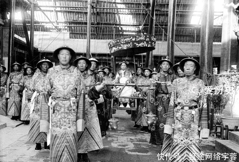 污纳|紫禁城里为何不见厕所?皇帝后宫香灰除污纳便 手纸也是特供