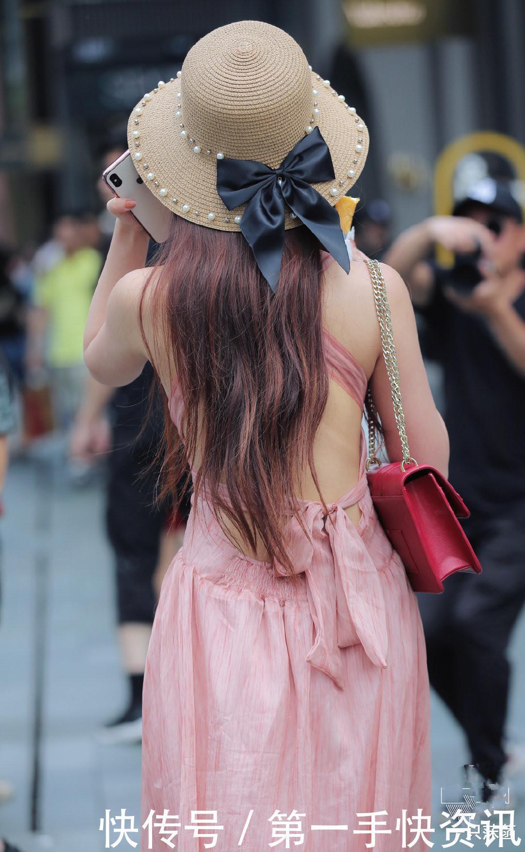 身材好也就忍了,居然还这么会穿,别欺负大家做不到啊