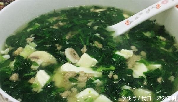 骨头汤|天冷一碗“高钙汤”，骨头汤排骨汤统统丢一旁，长高个还少生病