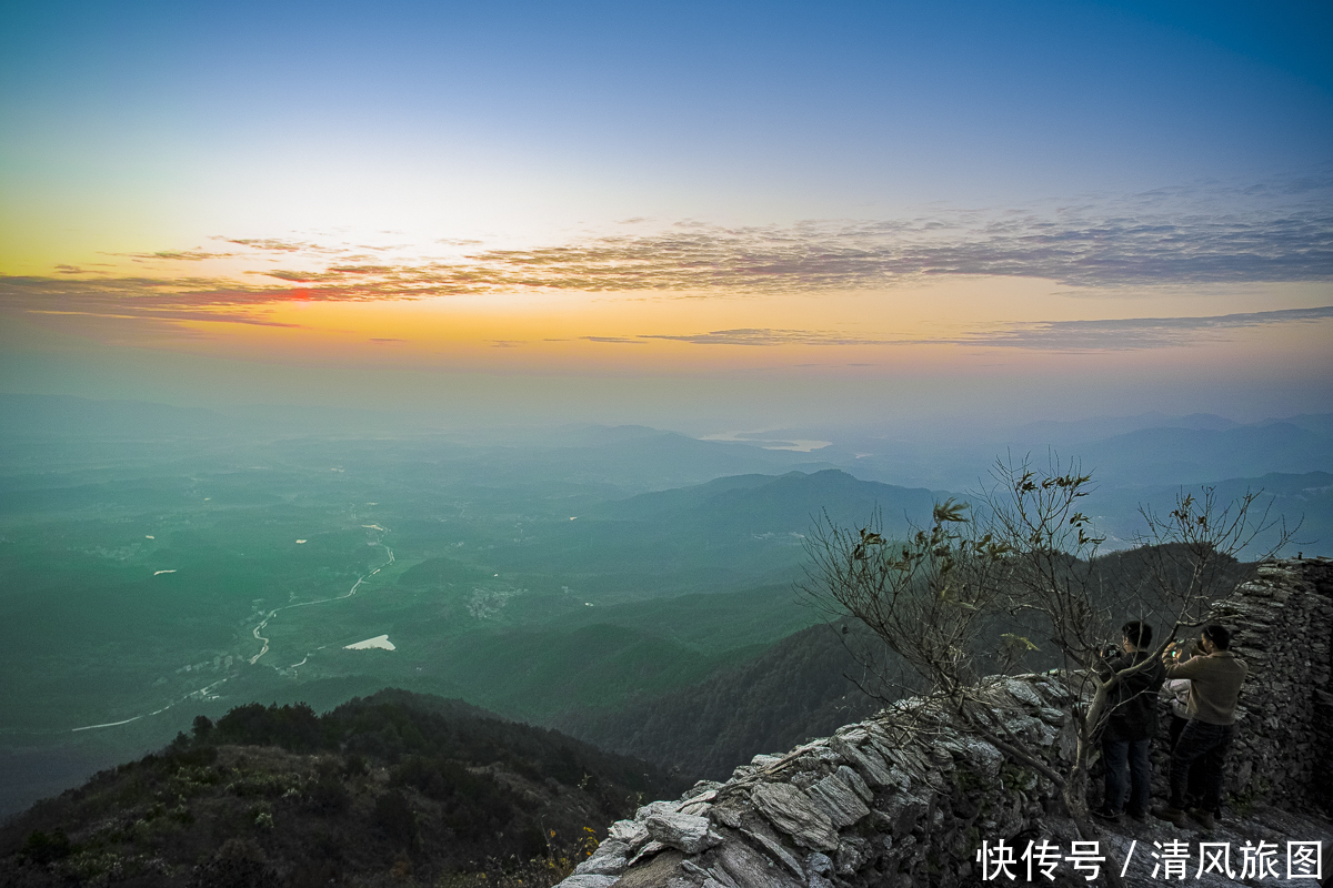 绝佳|武汉的最高点，曾经的西峰古寨，今日大家观日出的绝佳处