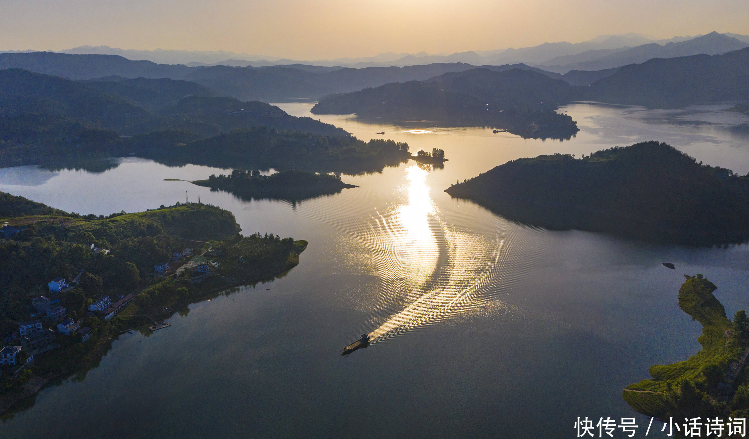 名楼|崔颢写在黄鹤楼的诗,因其恢宏的气势和艺术魅力,被誉为千古绝唱,连李白都自叹不如