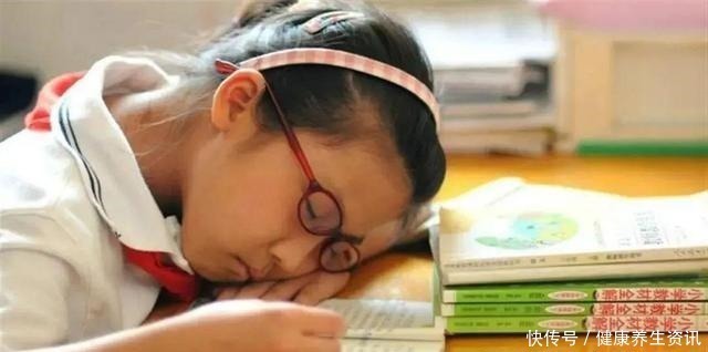 熬夜|孩子被罚抄“22页”,熬夜到凌晨,第2天父亲做了一个大胆决定!