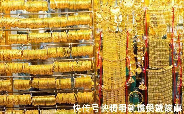 纯金！一些人颈上戴的大金链子是纯金吗 说出来你都不敢相信