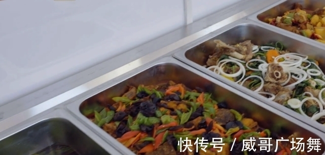 同样进火场救人，李承铉张晋大不同，陈小春最有人情味和讲义气