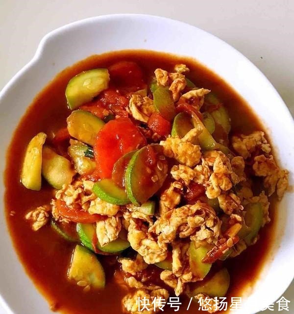 a1725|天气寒冷,这道菜应该经常为家人食用,用来做晚餐,软嫩鲜香